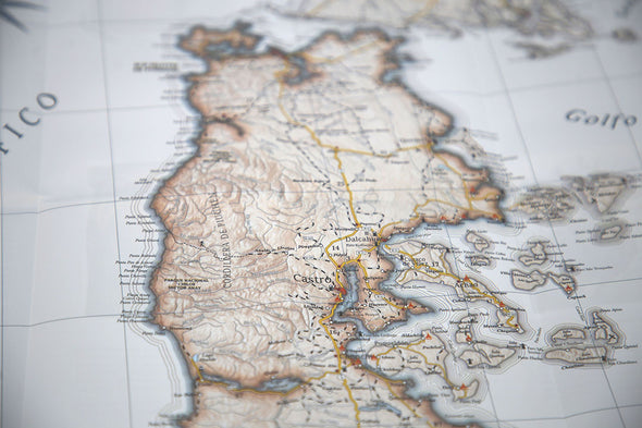 Mapa de Chiloé, patrimonio y mitología Inglés/Español