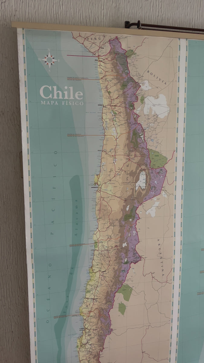 Mapa de Chile en tres cuerpos